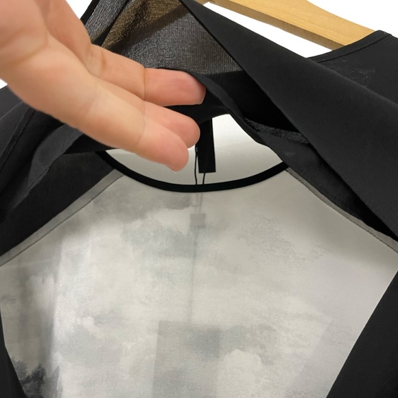 [xs] BCBG NWT silk shirt - Picture 3 of 7